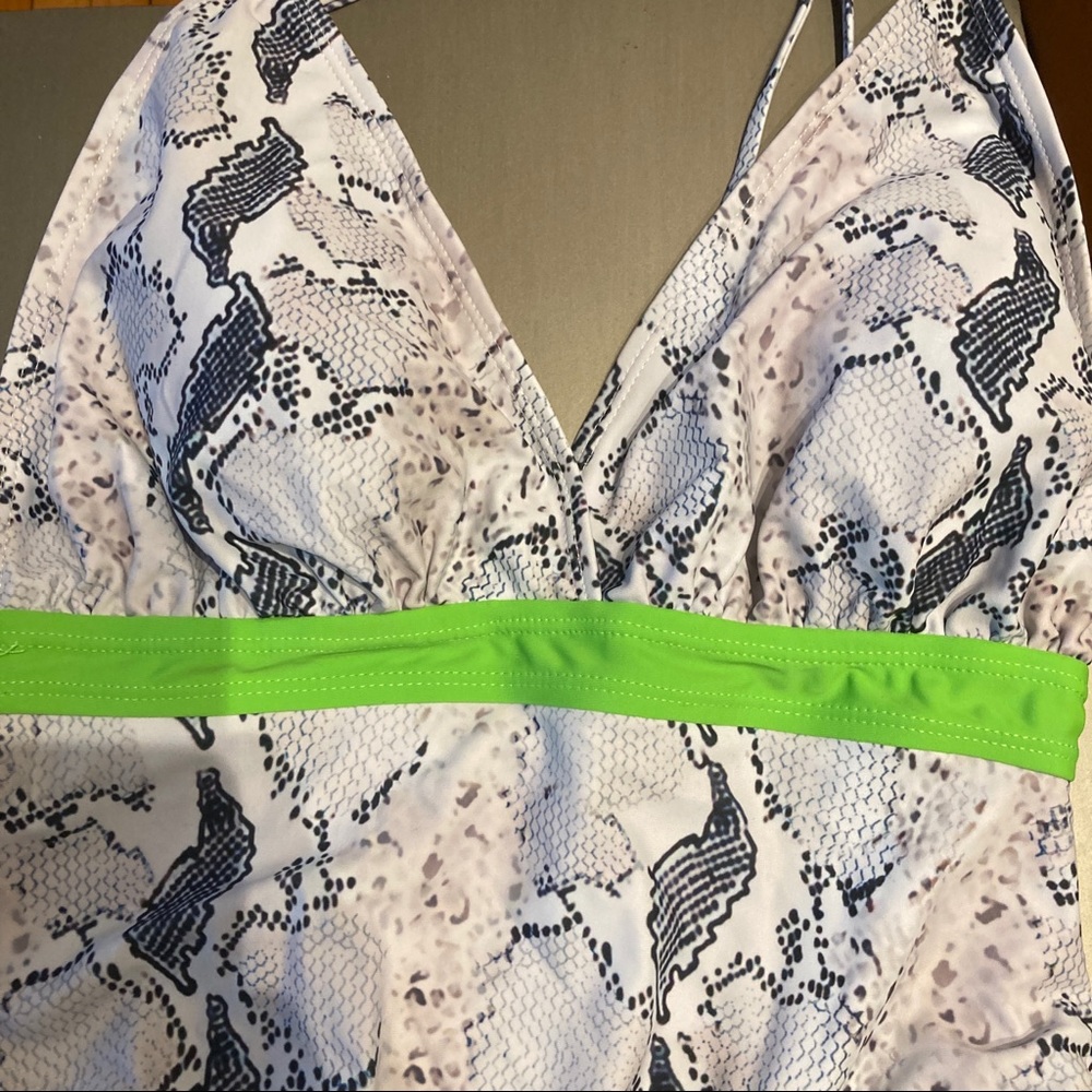 NEW Sexy Snake and Neon One Piece - Picture 5 of 6
